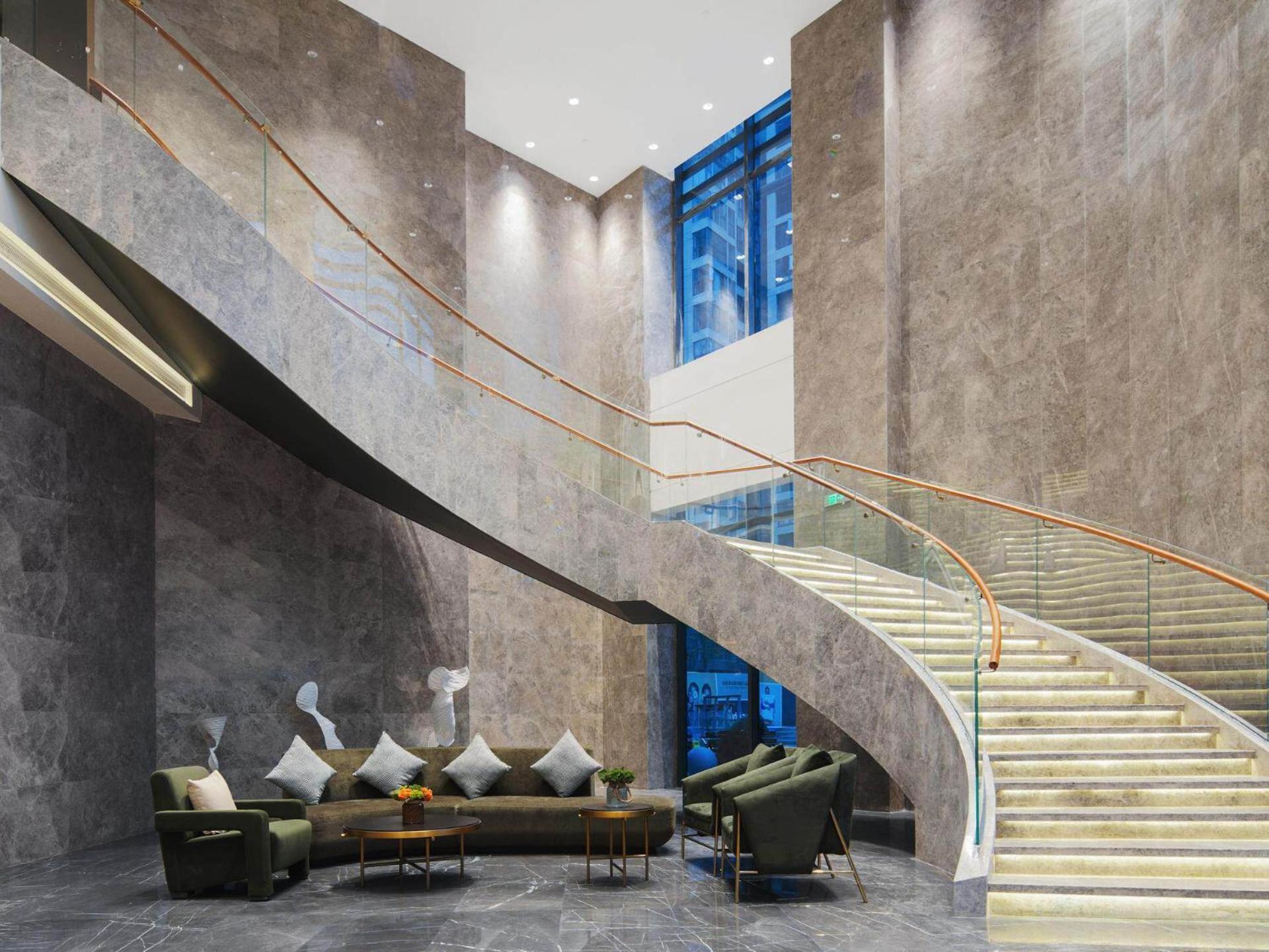 Park Inn By Radisson Nanchong Yilong Star City Plaza Esterno foto